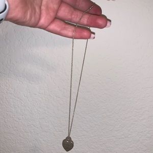 Used silver Return to Tiffany heart tag pendant